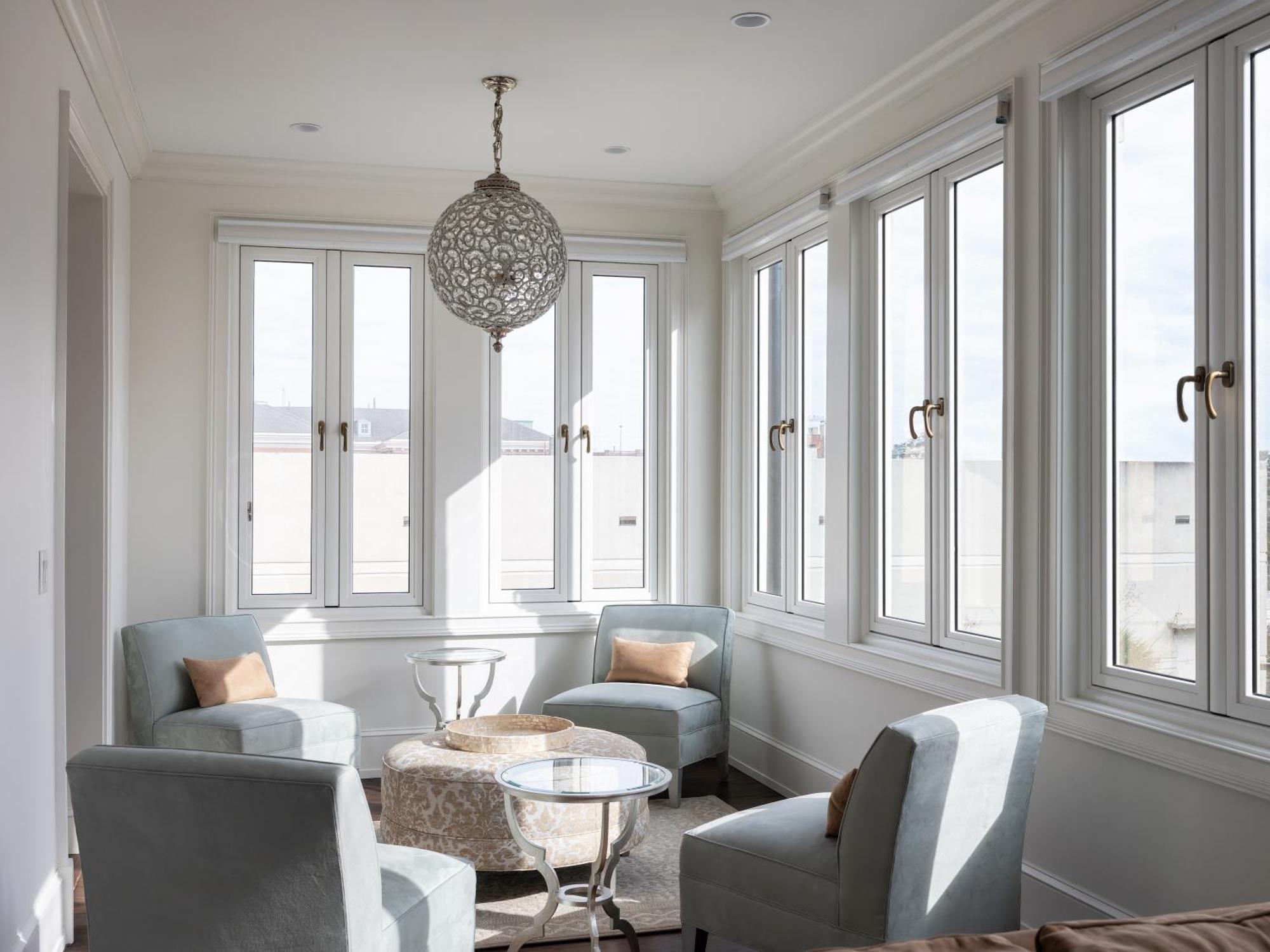 Kasa Jules Savannah Room photo